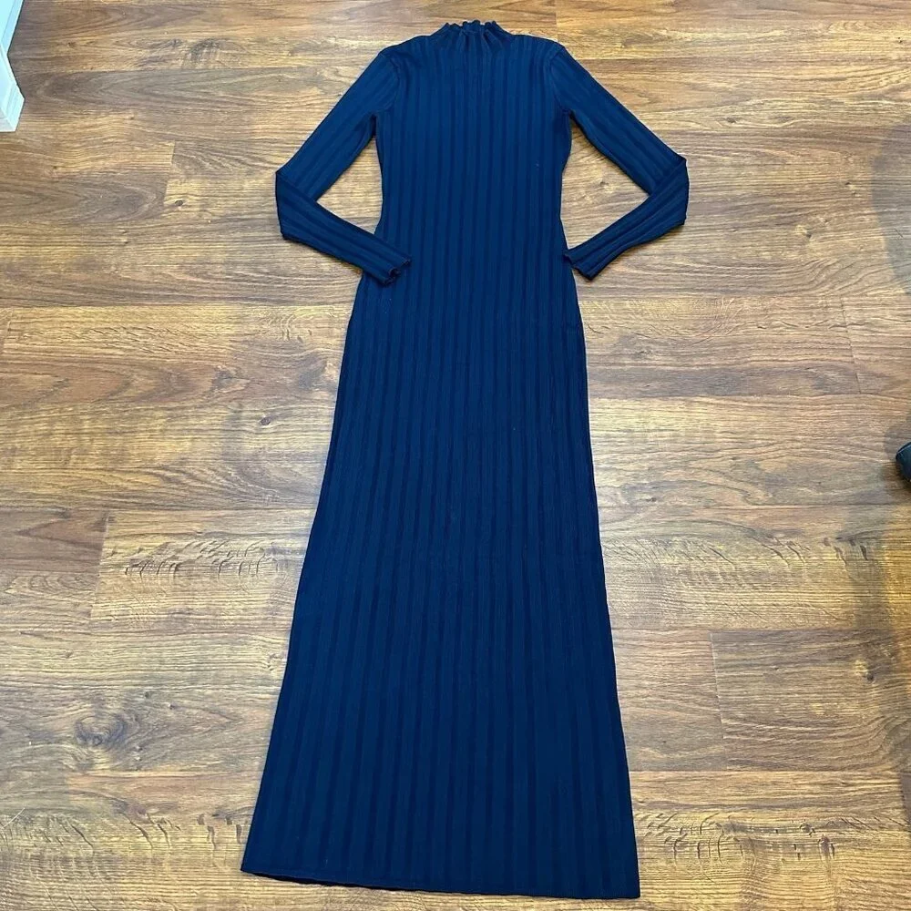 Abercrombie & Fitch glossy ribbed sweater maxi dress